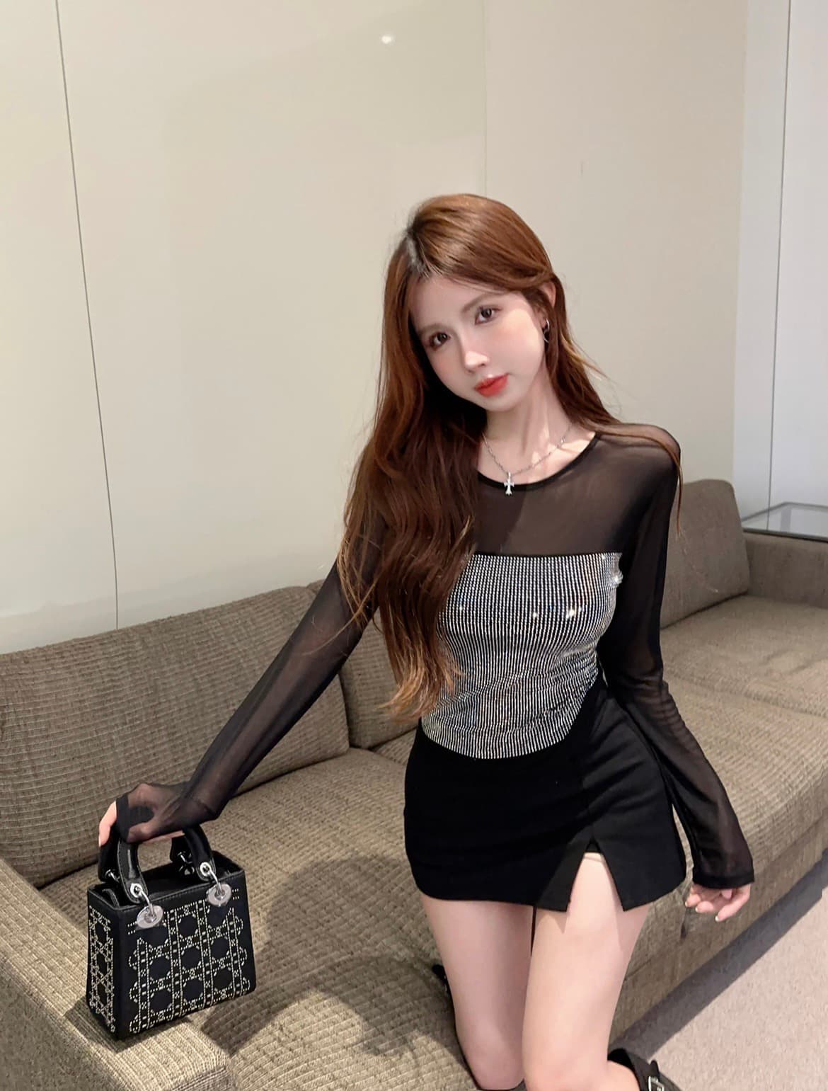 실사 망사 기본 셔츠 인사이드 가져 가라. 가을 겨울 얇은 스타일 무거운 작업 핫픽스 긴팔 티셔츠 여성 섹시함 맨위 이미지 4
