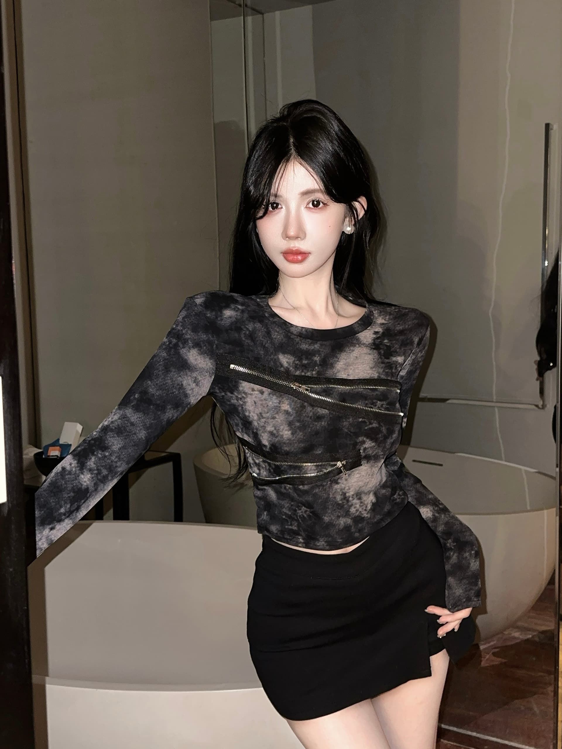 실사 아메리칸 디자인 센스 지퍼 긍정적 인 어깨 긴팔 티셔츠 여성 레트로 작은 대중 몸매 가꾸기 핫걸 어깨 패드 헤일로 염료에 의류 t