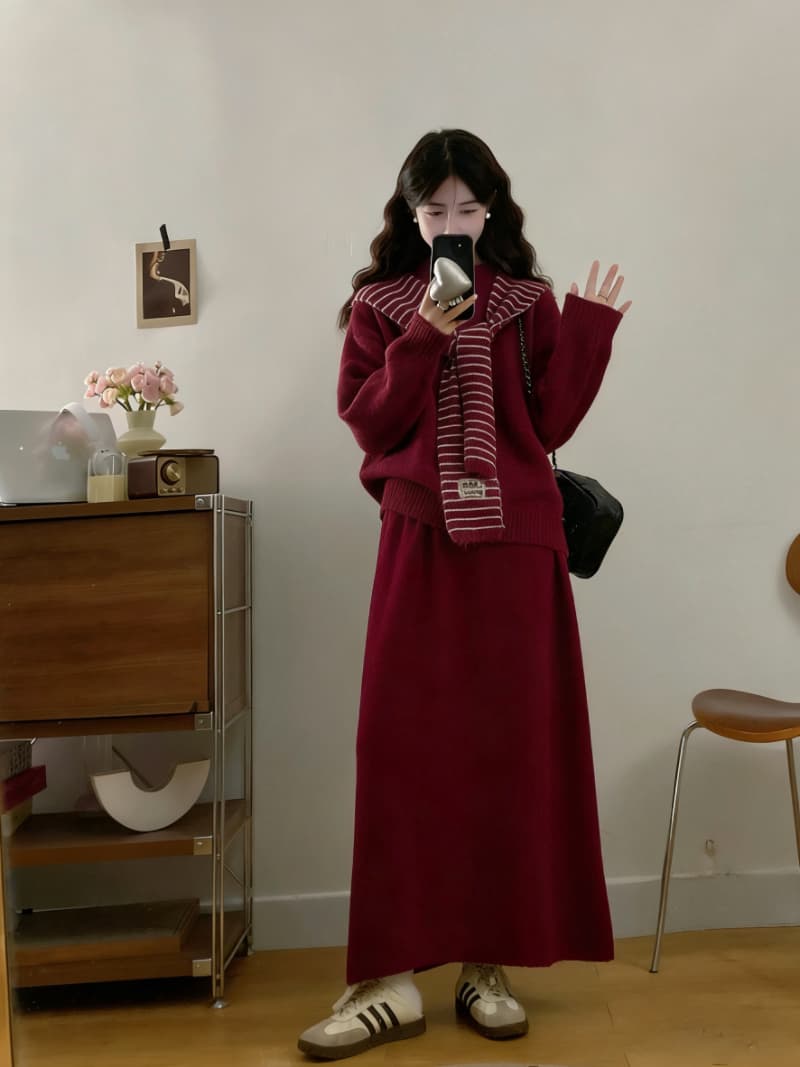 실사 이른 봄 새로운 빅 사이즈 여성 의류 모자 포함 스트라이프 작은 숄 맨위 스웨터 니트 반신 스커트 투피스 세트 상세 이미지 3
