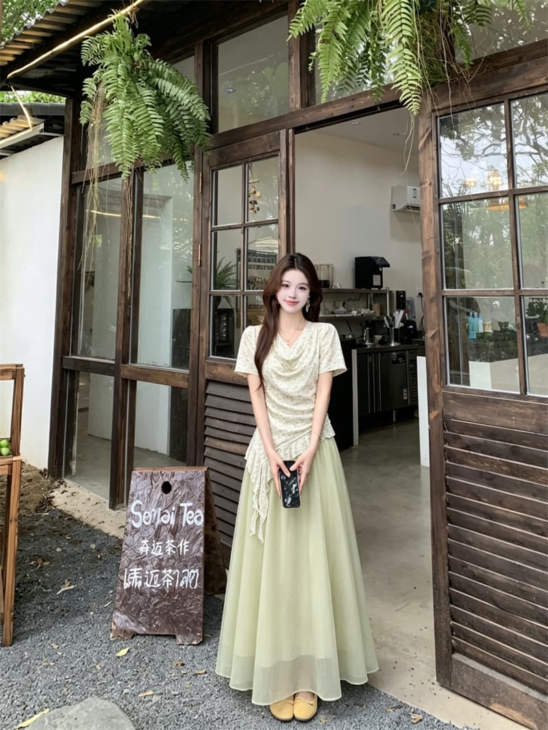 실사 빅 사이즈 여름 새로운 불규칙 프릴 흔들다 칼라 꽃무늬 맨위 다용도 품격 반신 스커트 투피스 세트 상세 이미지 5