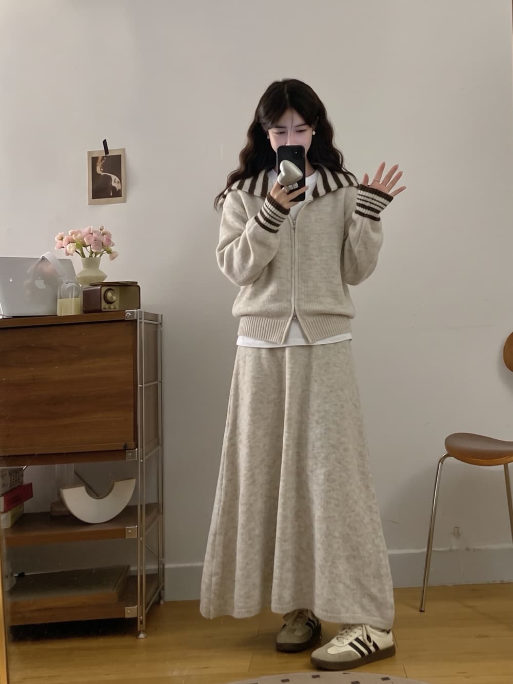 2026 실사 빅 사이즈 여성 의류 가을 겨울 새로운 스트라이프 해군 칼라 스웨터 맨위 니트 반신 스커트 투피스 세트 상세 이미지 8