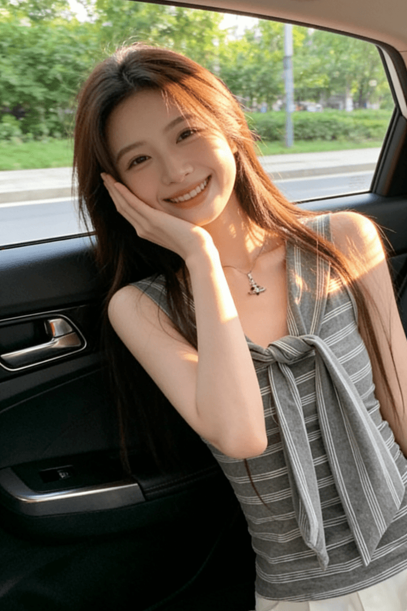한 부서 기타 착용 디자인 비틀림 오프숄더 스트라이프 티셔츠 여성 여름 민소매 조끼 맨위 반팔 트렌디 상세 이미지 5