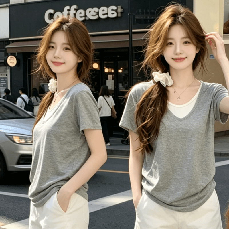 느긋한 바람 회색 긍정적 인 어깨 반팔 티셔츠 여성 2026 여름 섹션 V넥 디자인 연령 감소 표지 배 작은 셔츠 페이크 레이어드 맨위