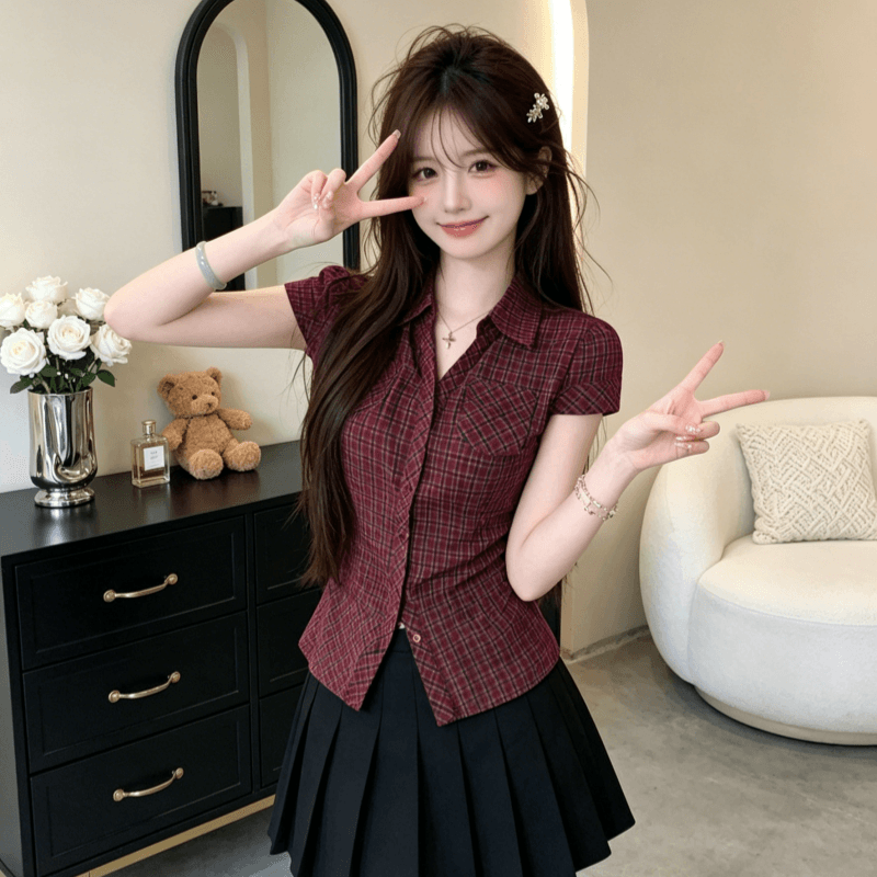 2026 봄 여름 핫걸 체크무늬 반팔 셔츠 여름 고급 센스 몸매 가꾸기 슬림해 보이는 허리 수축 긍정적 인 어깨 주머니 맨위 상세 이미지 8