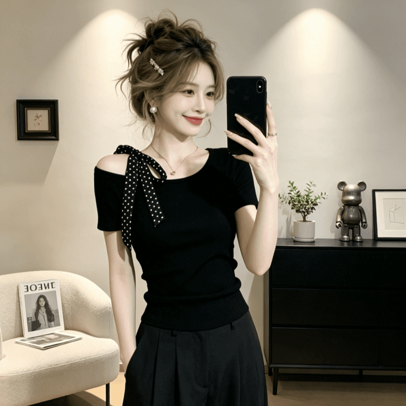 한 부서 검정색 순수한 욕망 비스듬한 어깨 반팔 티셔츠 여성 여름 디자인 센스 몸매 가꾸기 고유 한 아름다운 맨위 이미지 3