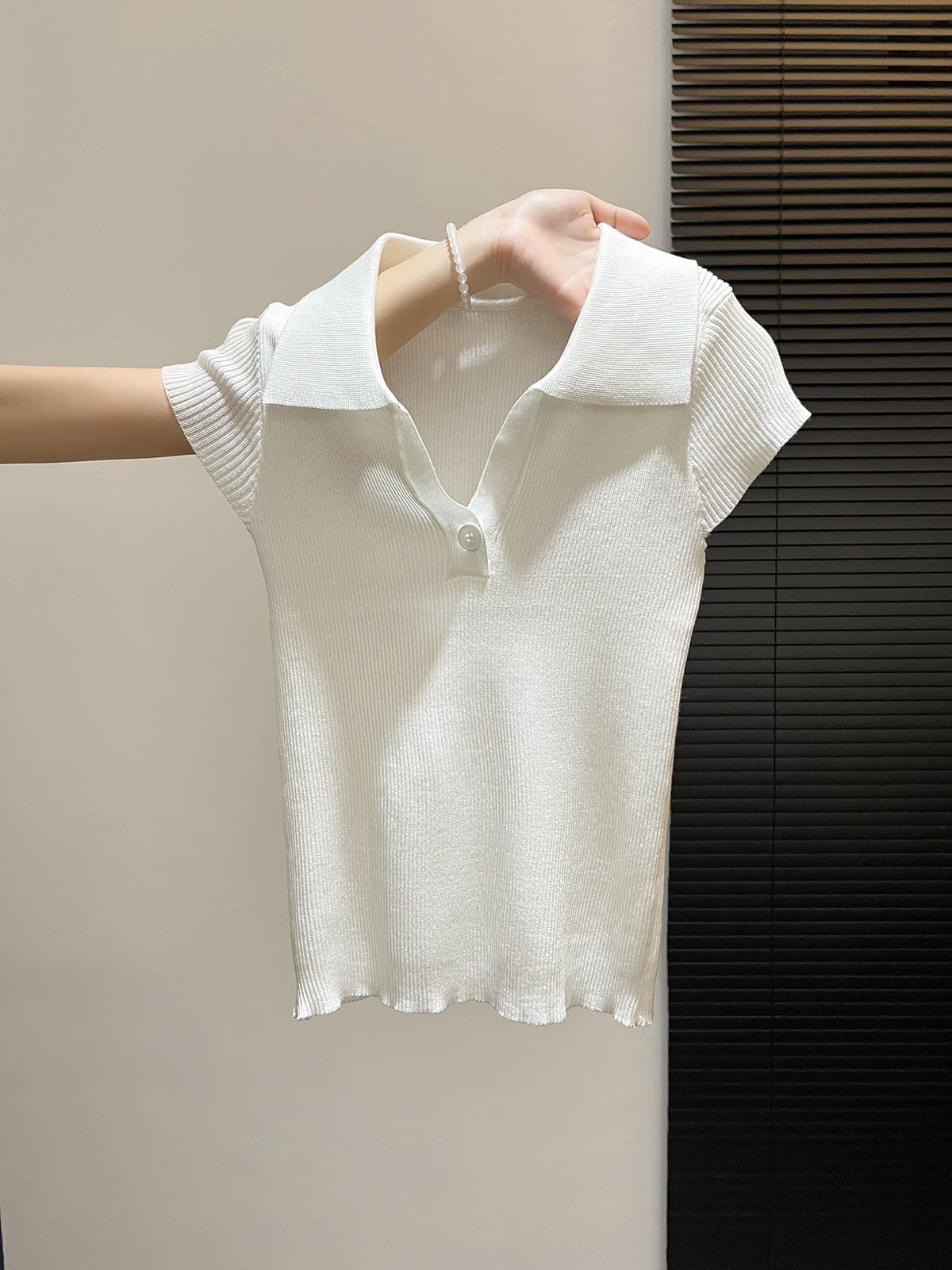 슛 여름 polo 폴로 칼라 니트 반팔 여성 작은 날다 소매 달콤함 연령 감소 슬림해 보이는 다용도 패션 맨위 상세 이미지 5