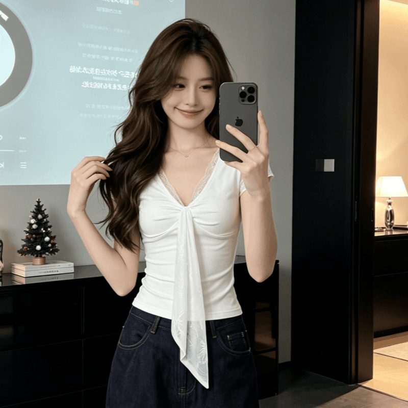 한 부서 미니멀리즘 부드러운 바람 레이스 조각 V넥 순수한 욕망 센스 슬림해 보이는 반팔 티셔츠 다용도 품격 맨위 여성 이미지 2