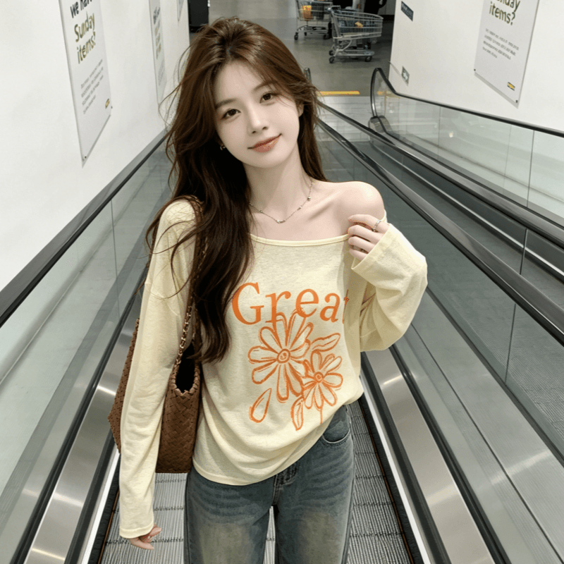 대나무 마디 리브 황색 비스듬한 어깨 오프숄더 긴팔 티셔츠 여성 여름 2026 새로운 루즈핏 자외선 차단 블라우스 맨위 이미지 2