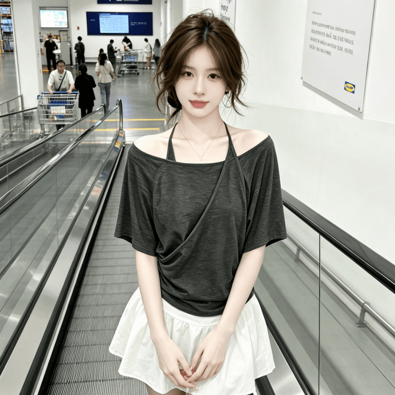 2026 여름 새로운 디자인 센스 페이크 레이어드 행침 목 반팔 티셔츠 여름 느슨함 센스 슬림해 보이는 오프숄더 맨위 이미지 2