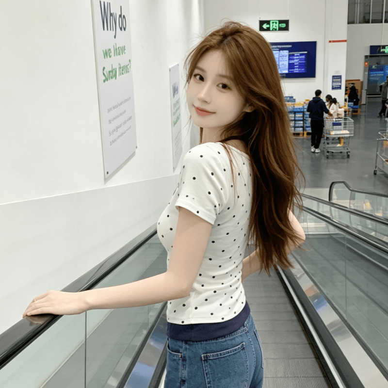 순수한 욕망 섹시함 레이스 조각 행침 목 미니 꽃무늬 반팔 티셔츠 두 조각 작은 대중 핫걸 쇼트 스타일 맨위 트렌디 이미지 3