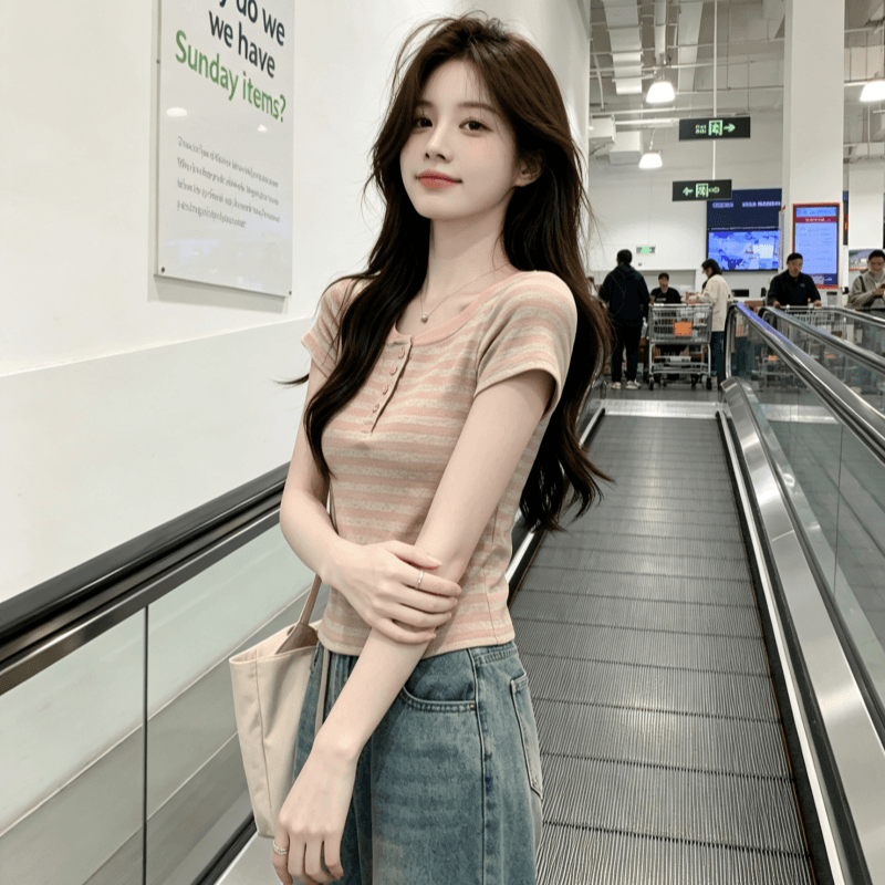 아메리칸 스트라이프 긍정적 인 어깨 반팔 몸매 가꾸기 슬림해 보이는 2026 여름 새로운 캐주얼 기초 다용도 티셔츠 여성 상세 이미지 11