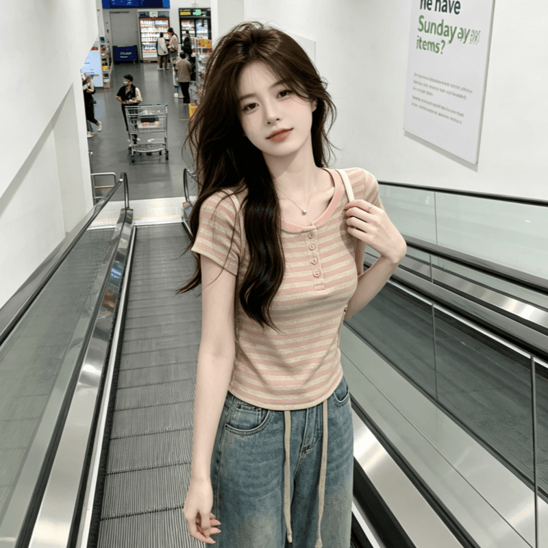 아메리칸 스트라이프 긍정적 인 어깨 반팔 몸매 가꾸기 슬림해 보이는 2026 여름 새로운 캐주얼 기초 다용도 티셔츠 여성 상세 이미지 15