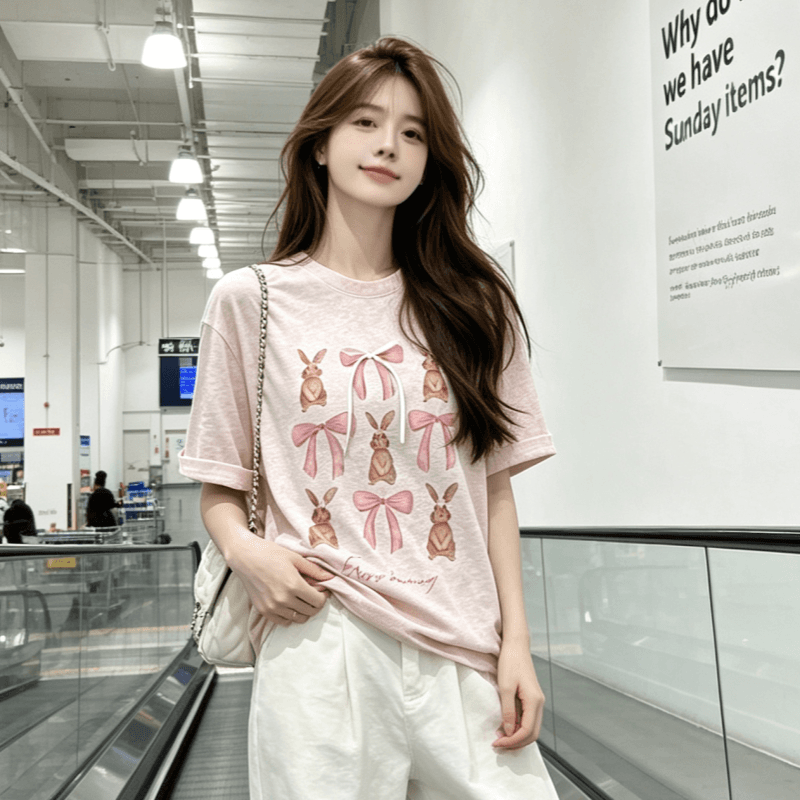 핑크색 달콤함 만화 프린트 반팔 티셔츠 여성 2026 여름 새로운 연령 감소 작은 키 라운드 넥 맨위 상세 이미지 5