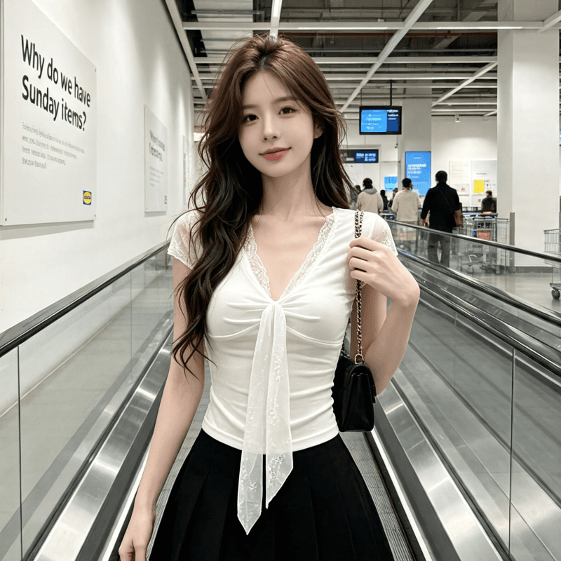 페이크 레이어드 레이스 조각 V넥 반팔 티셔츠 여성 여름 레이스업 몸매 가꾸기 핫걸 디자인 센스 맨위 상세 이미지 1