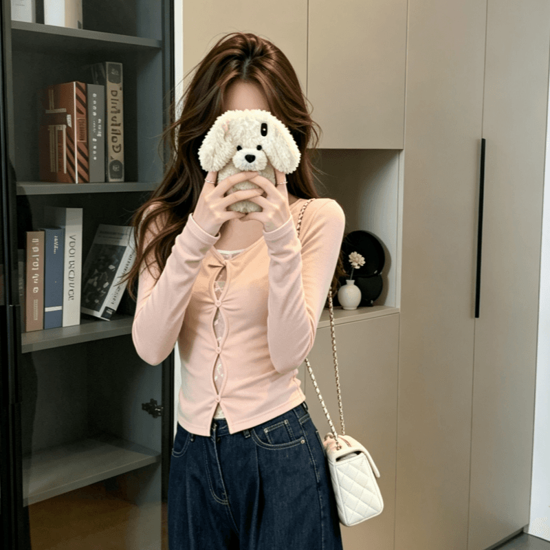 실사 순수한 욕망 바람 섹시함 레이스 조각 페이크 레이어드 비틀림 홀로우 아웃 긴팔 티셔츠 여성 디자인 센스 인사이드 잡아라. 의류 상세 이미지 3