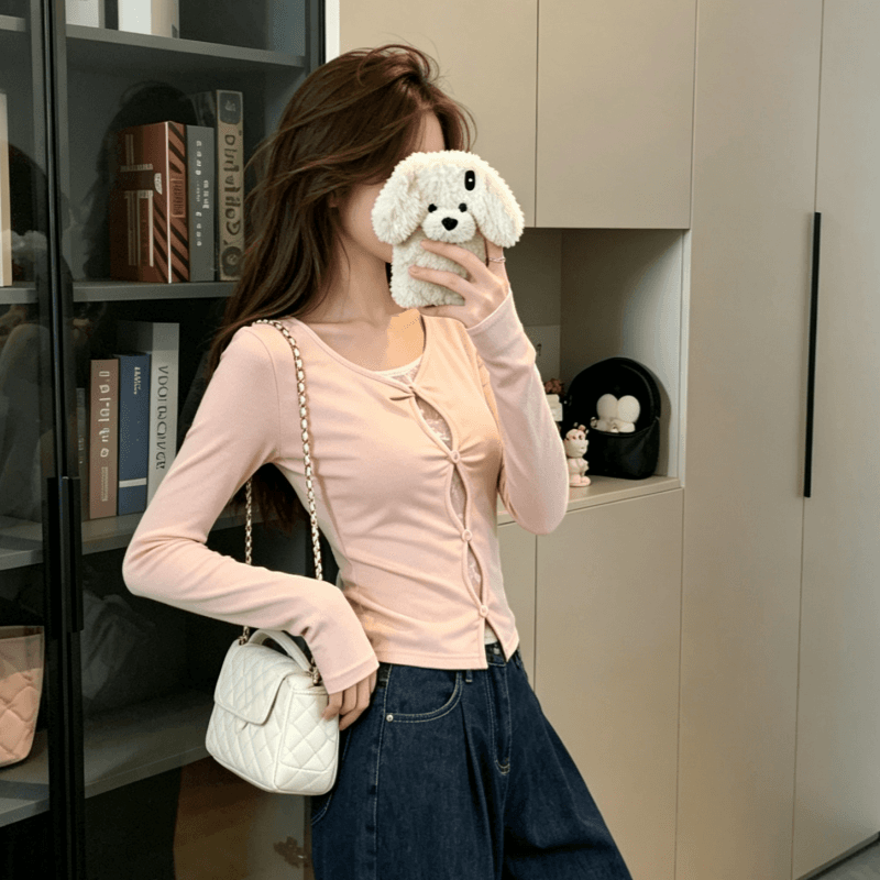 실사 순수한 욕망 바람 섹시함 레이스 조각 페이크 레이어드 비틀림 홀로우 아웃 긴팔 티셔츠 여성 디자인 센스 인사이드 잡아라. 의류 상세 이미지 4