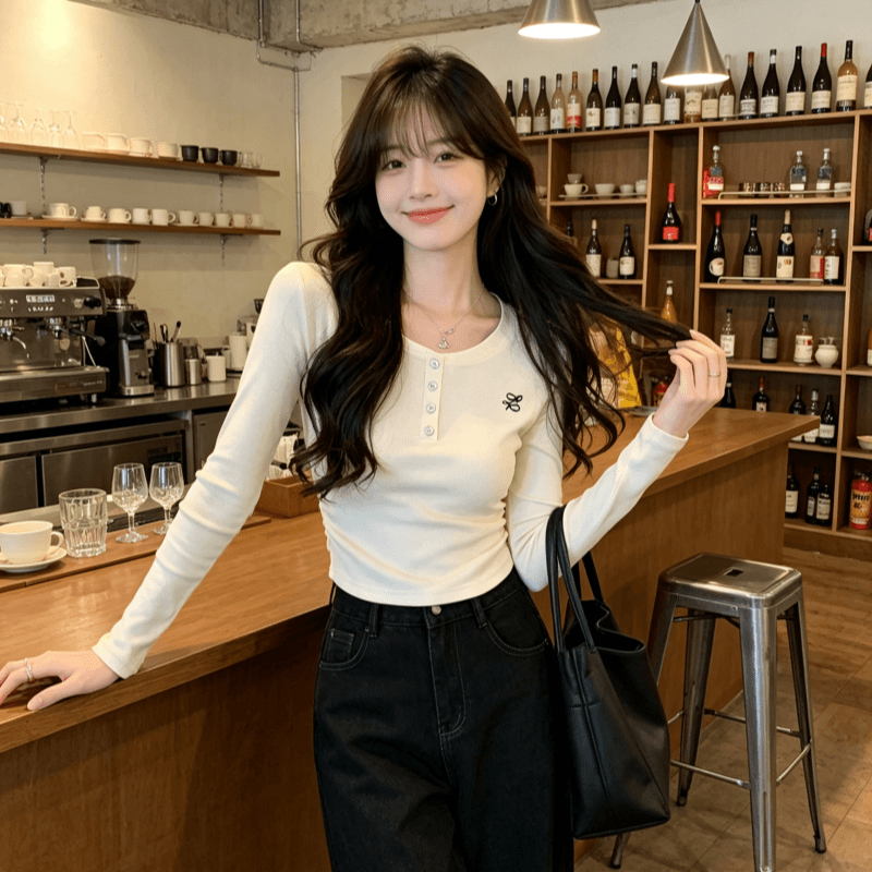 실사 정가 긍정적 인 어깨 자수 긴팔 여성 인사이드 가져 가라. 한 부서 몸매 가꾸기 작은 대중 디자인 센스 티셔츠 ins 상세 이미지 10
