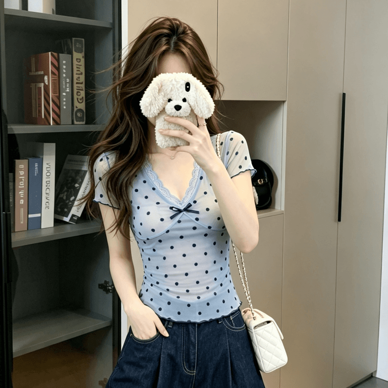 실사 2026 여름 새로운 프랑스식 낭만주의 바람 도트 무늬 레이스 V넥 반팔 티셔츠 여성 몸매 가꾸기 나비 매듭 맨위 상세 이미지 7