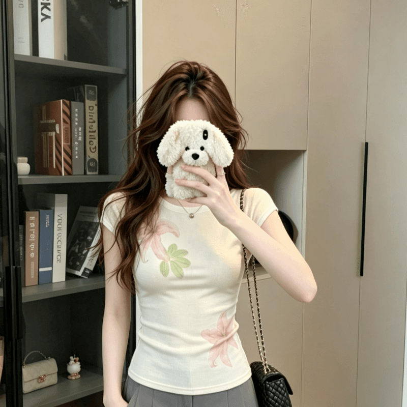 실사 모달 아메리칸 핫걸 반팔 티셔츠 여성 여름 꽃 프린트 디자인 센스 몸매 가꾸기 슬림해 보이는 라운드 넥 맨위 상세 이미지 2