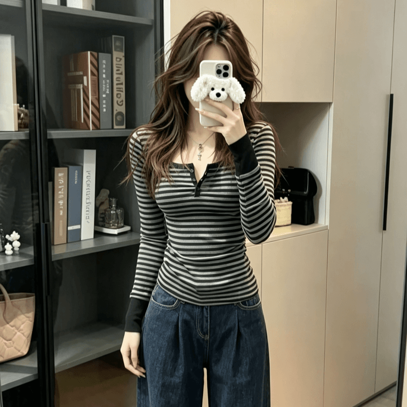 실사 긴팔 티셔츠 기본 셔츠 여성 봄 가을 얇은 새로운 아메리칸 스트라이프 긍정적 인 어깨 몸매 가꾸기 단추 u 칼라 맨위 상세 이미지 9