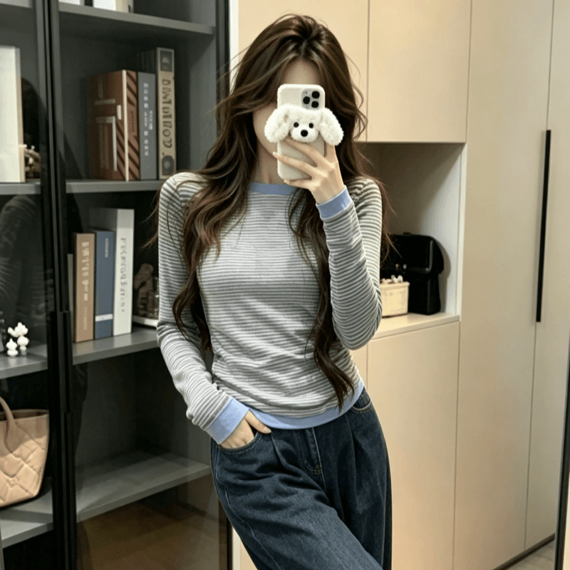 실사 긴팔 티셔츠 여성 2026 봄 가을 새로운 스트라이프 얇은 스타일 몸매 가꾸기 기본 셔츠 라운드 넥 맨위