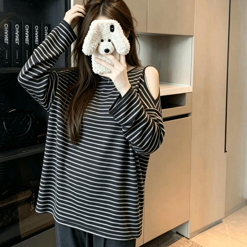 실사 느긋한 디자인 오프숄더 긴팔 티셔츠 여성 도루 센스 스트라이프 루즈핏 중간 길이 트임 맨위 상세 이미지 1