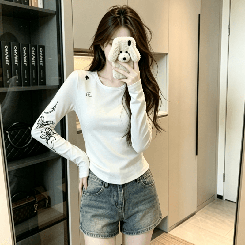 실사 긴팔 티셔츠 기본 셔츠 여성 봄 가을 얇은 스타일 긍정적 인 어깨 국가 트렌디 자수 나비 프린트 라운드 넥 맨위 이미지 3