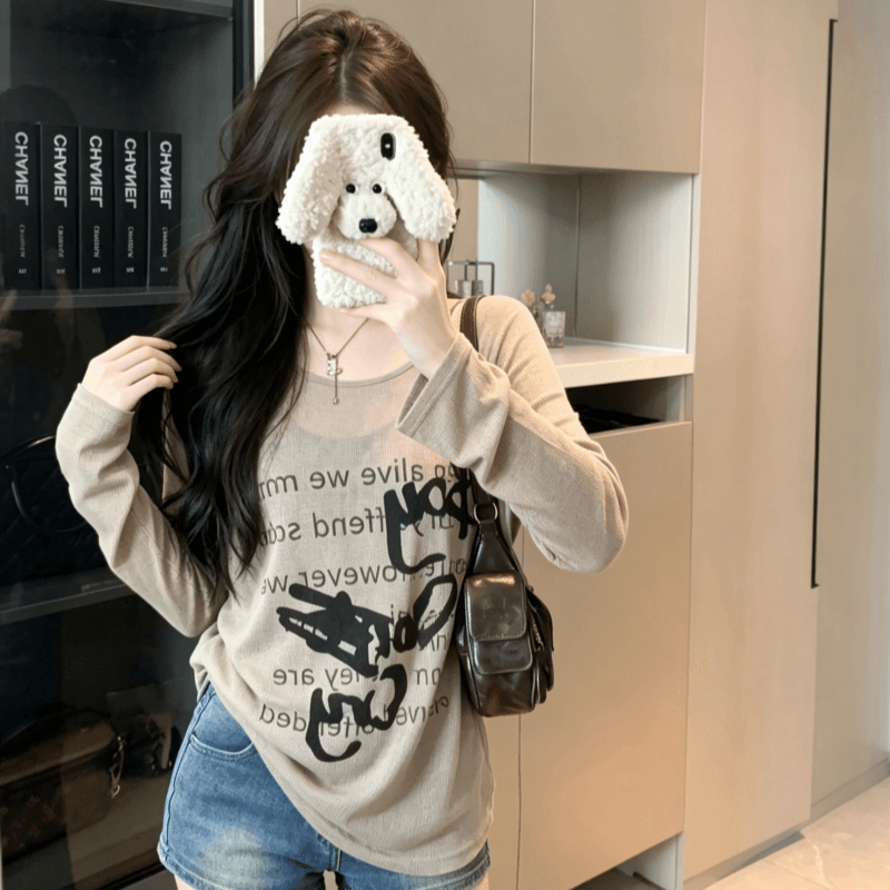 실사 느긋한 바람 알파벳 프린트 긴팔 자외선 차단 티셔츠 여성 여름 디자인 센스 작은 대중 루즈핏 얇은 스타일 핫걸 맨위 이미지 3