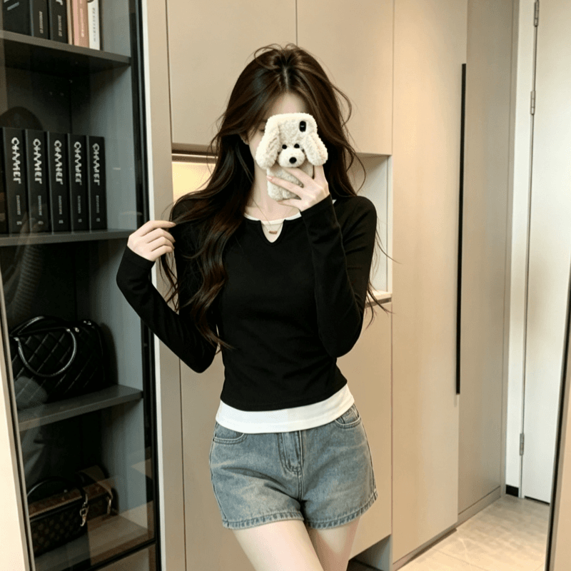 실사 페이크 레이어드 V넥 긍정적 인 어깨 긴팔 티셔츠 여성 가을 몸매 가꾸기 허리 수축 쇼트 스타일 인사이드 가져 가라. 기본 셔츠 이른 가을 맨위 상세 이미지 9