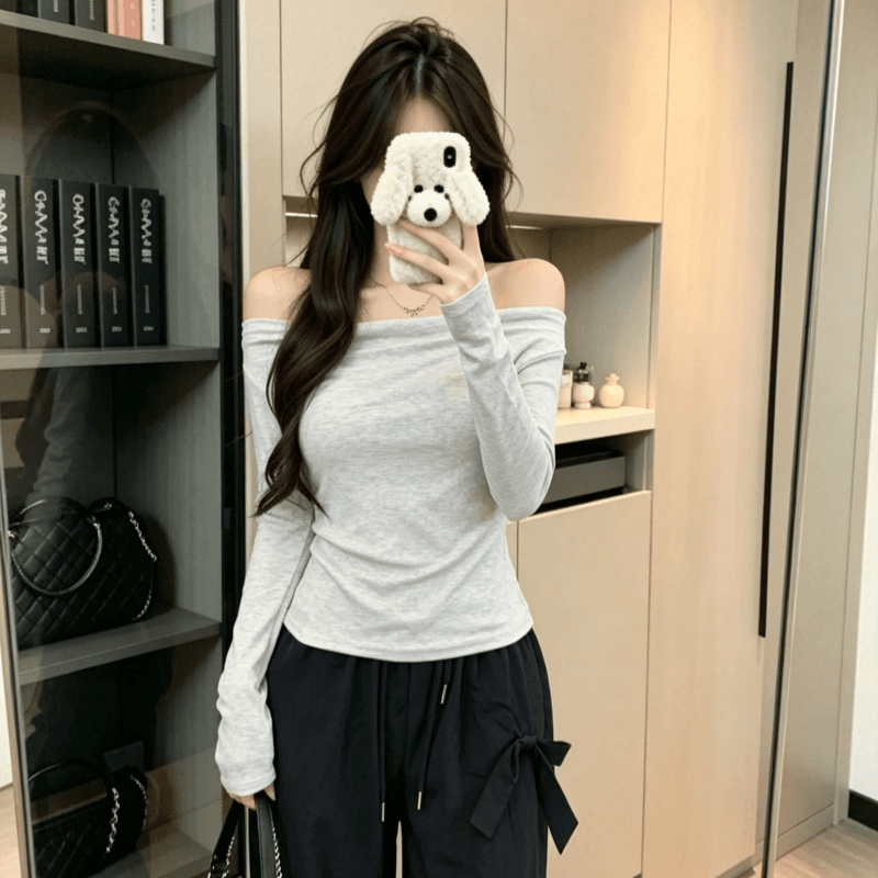 실사 프랑스식 오프숄더 긴팔 기본 셔츠 여성 봄 부드러운 순수한 욕망 바람 화이트 몸매 가꾸기 슬림해 보이는 풀오버 맨위