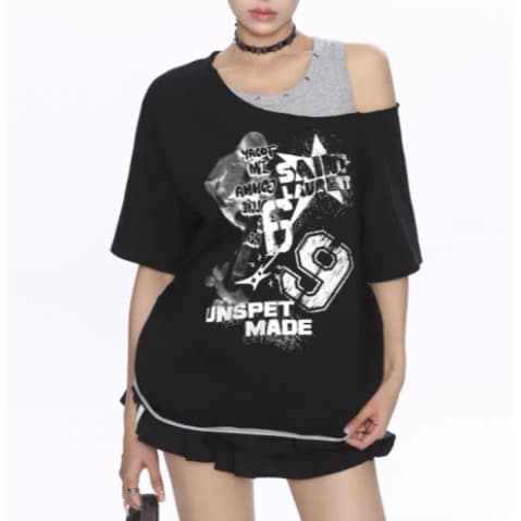 주문 재고 있음 핫걸 낙서 프린트 페이크 레이어드 오프숄더 반팔 티셔츠 여성 여름 디자인 센스 슬림해 보이는 루즈핏 맨위 상세 이미지 1