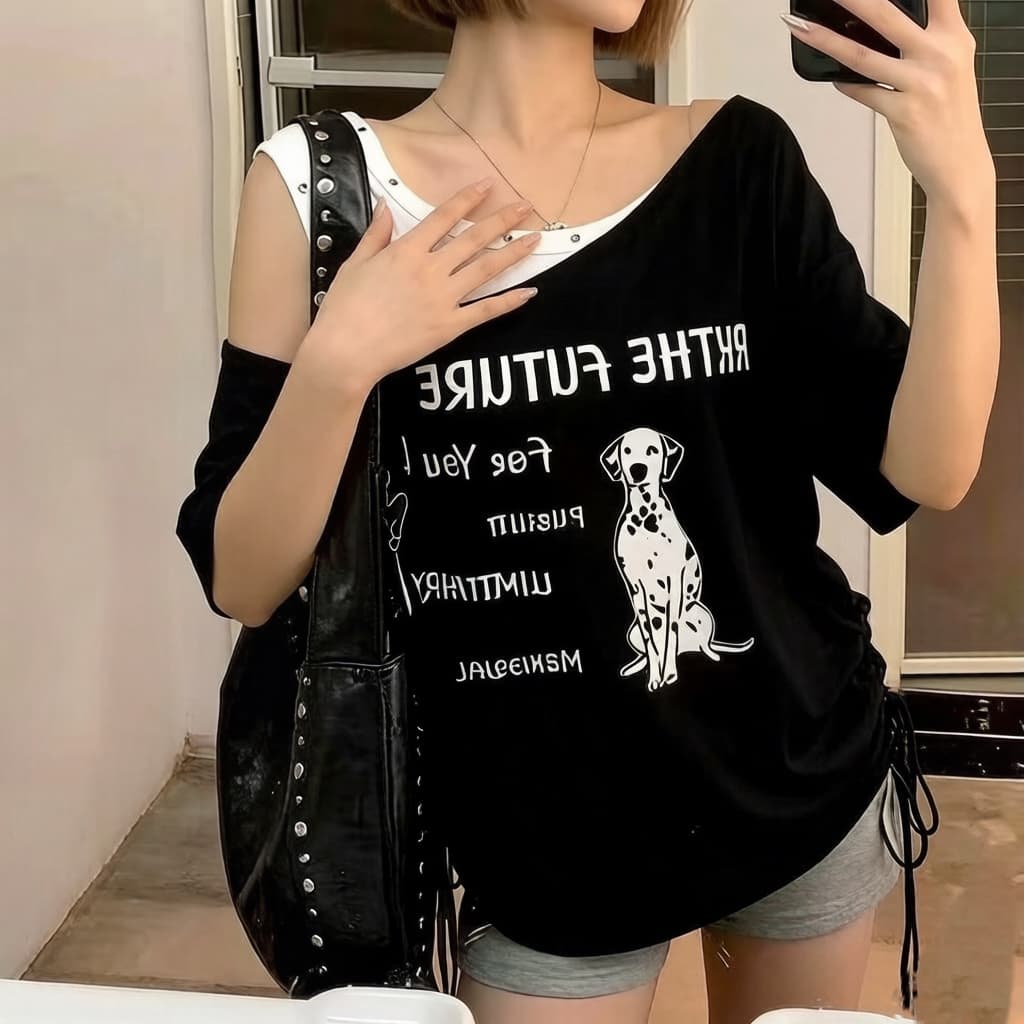 주문 재고 있음 아메리칸 알파벳 프린트 페이크 레이어드 오프숄더 반팔 티셔츠 새로운 패션 디자인 센스 다용도 맨위 이미지 2