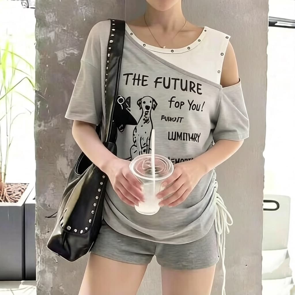 주문 재고 있음 아메리칸 알파벳 프린트 페이크 레이어드 오프숄더 반팔 티셔츠 새로운 패션 디자인 센스 다용도 맨위 상세 이미지 6
