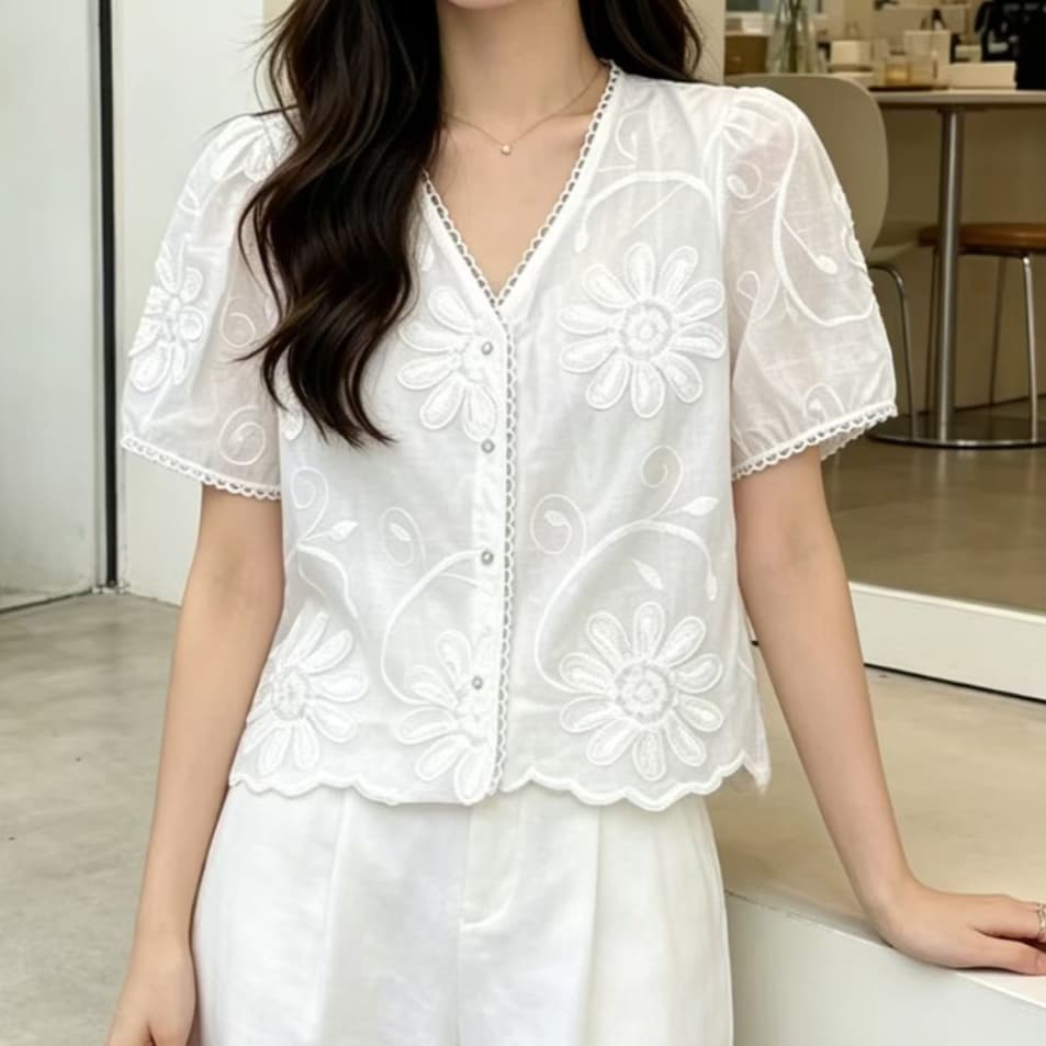 주문 재고 있음 프랑스식 고급 센스 자수 Chic V넥 반팔 셔츠 여름 새로운 품격 연령 감소 작은 셔츠 맨위 상세 이미지 3