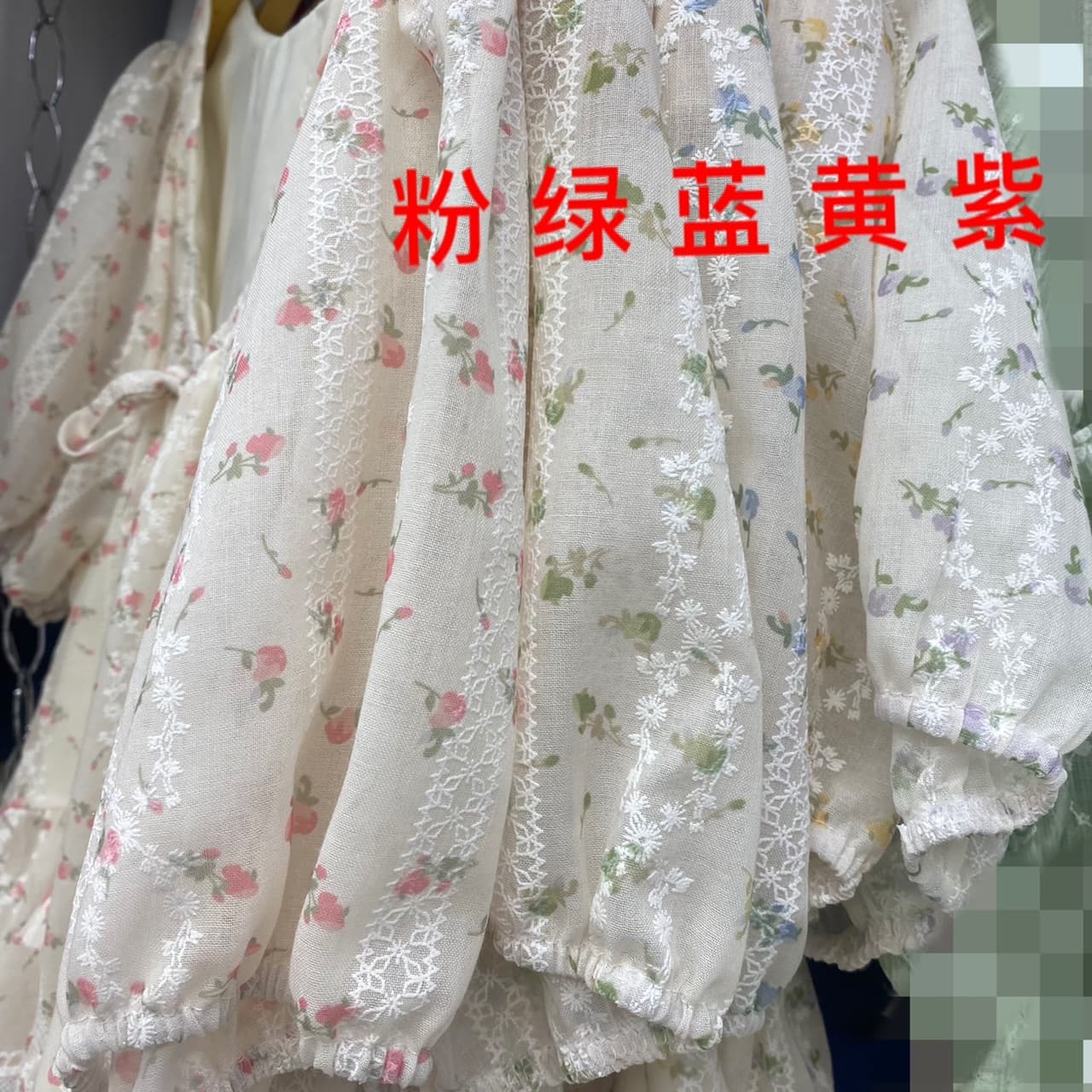 재고 있음 꽃무늬 반팔 여성 셔츠 여름 새로운 한국 스타일 슬림해 보이는 레이스 조각 거품 소매 맨위 이미지 5