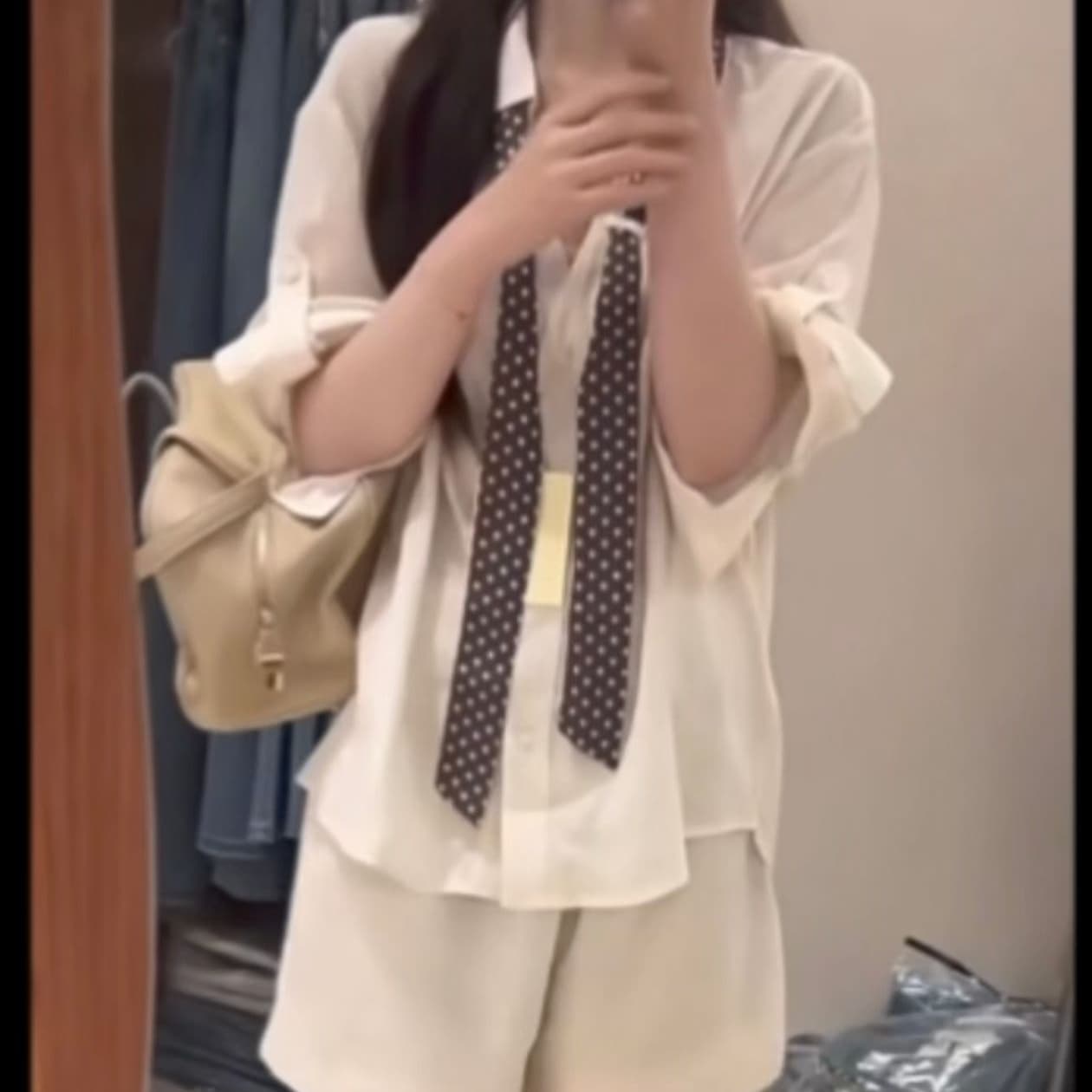 재고 있음 한 부서 여름 새로운 오래된 돈 바람 품격 싱글 줄 버튼 코디 도트 무늬 스카프 캐주얼 루즈핏 슬림해 보이는 셔츠 이미지 4