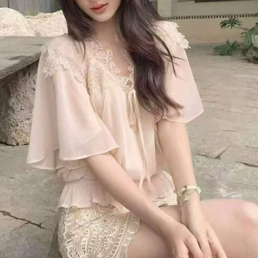 재고 있음 프랑스식 부드러운 바람 레이스 자수 프릴 여성 셔츠 여름 새로운 주름 허리 수축 망토 작은 셔츠 맨위 상세 이미지 7