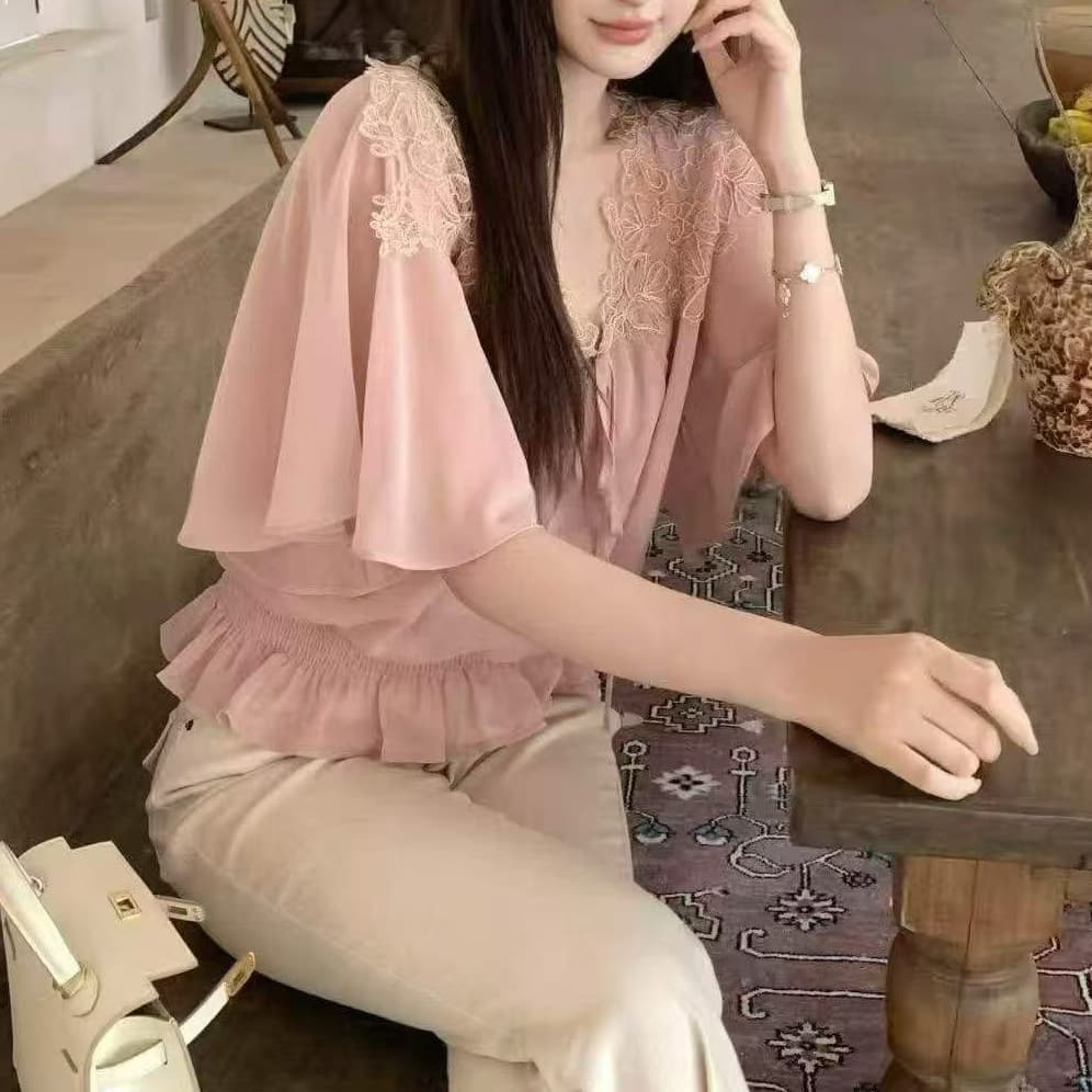 재고 있음 프랑스식 부드러운 바람 레이스 자수 프릴 여성 셔츠 여름 새로운 주름 허리 수축 망토 작은 셔츠 맨위 상세 이미지 8
