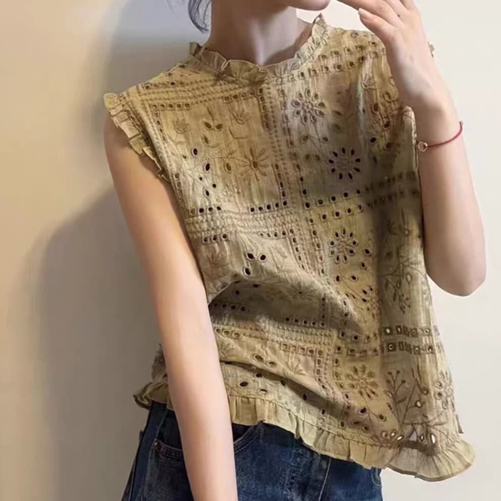 재고 있음 한 부서 ins 바람 목이버섯 레이스 라운드 넥 홀로우 아웃 자수 민소매 셔츠 여름 통기성 얇은 스타일 품격 연령 감소 이미지 4