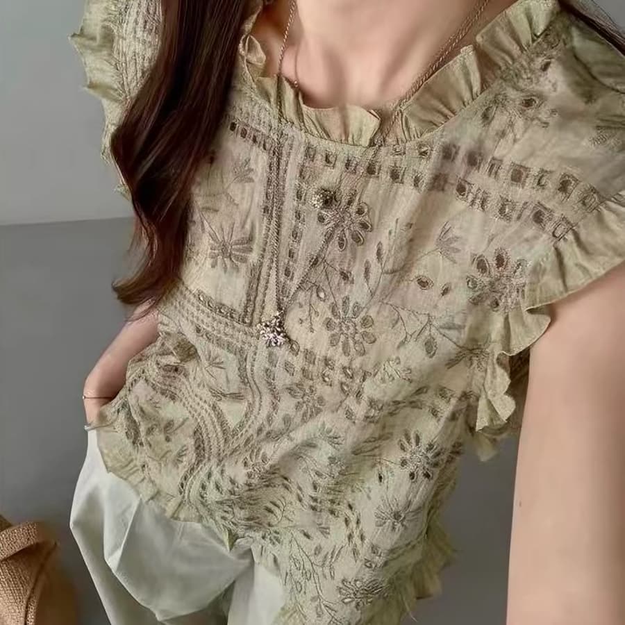 재고 있음 한 부서 ins 바람 목이버섯 레이스 라운드 넥 홀로우 아웃 자수 민소매 셔츠 여름 통기성 얇은 스타일 품격 연령 감소 상세 이미지 3