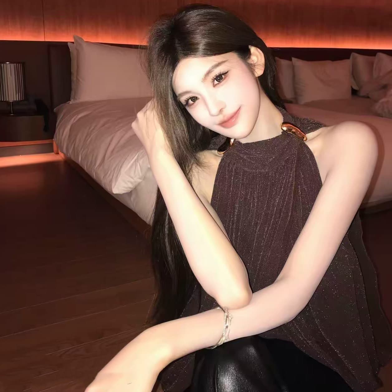재고 있음 프랑스식 고급 센스 금속 버클 망토 캐미솔 여름 새로운 작은 대중 디자인 센스 고유 한 맨위