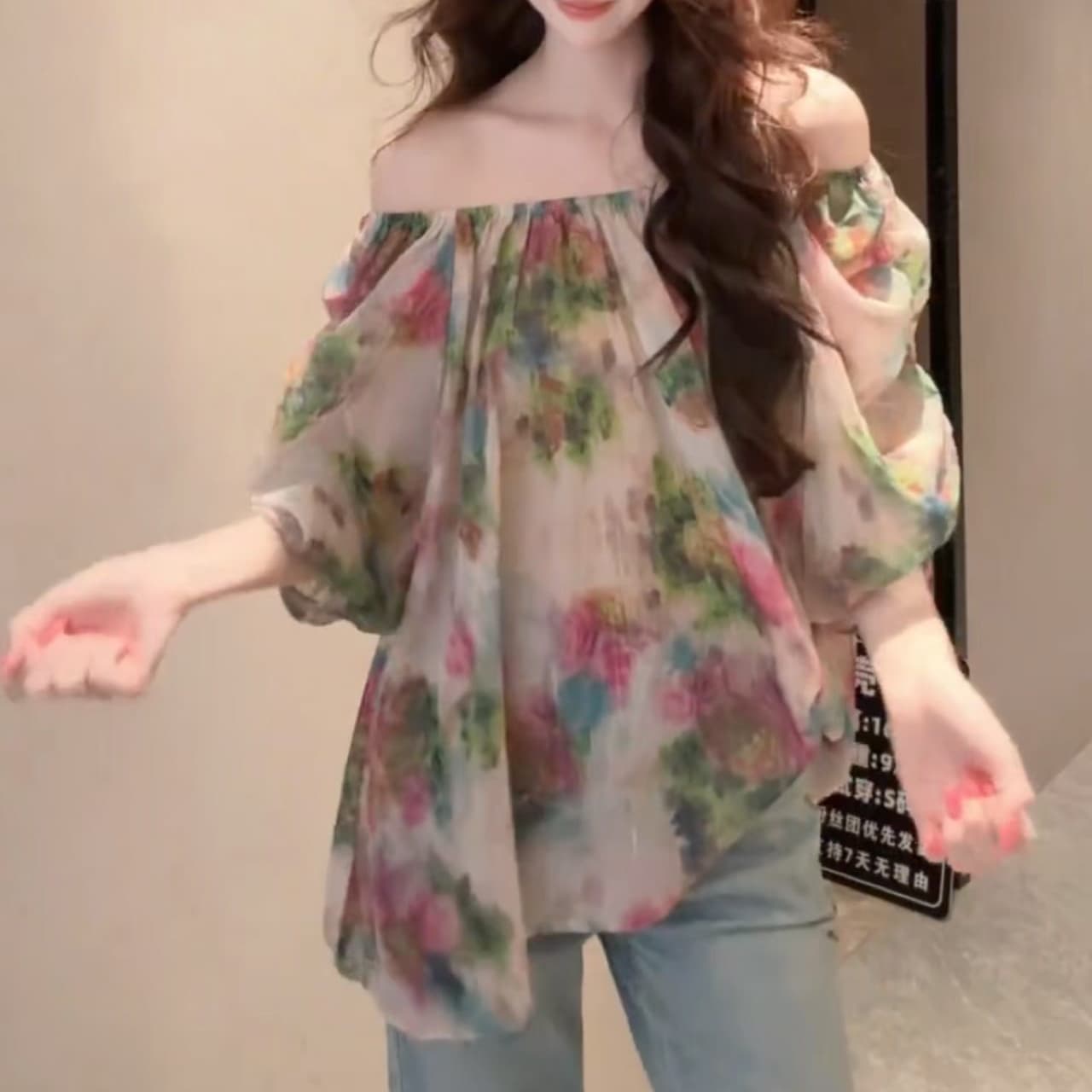 재고 있음 유럽 상품 패션 달콤함 보트넥 꽃무늬 거품 소매 쉬폰 블라우스 여름 연령 감소 슬림해 보이는 품격 프린트 맨위 상세 이미지 3