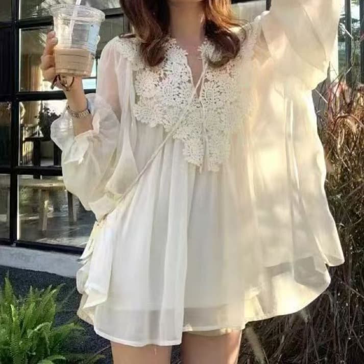재고 있음 부드러운 바람 무거운 작업 레이스 작은 셔츠 세트 봄 가을 레이스 패치워크 디자인 작은 셔츠 캐미솔 세트 상세 이미지 6