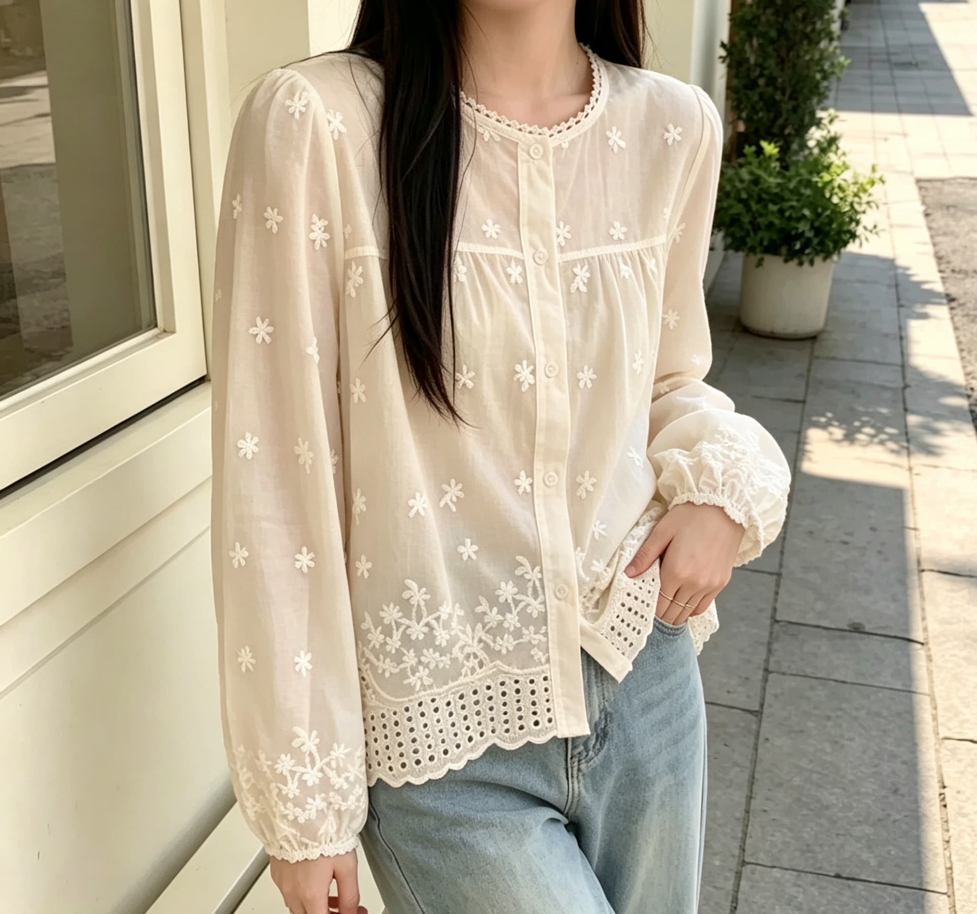 재고 있음 프랑스식 레트로 홀로우 아웃 자수 긴팔 여성 셔츠 봄 가을 한 부서 새로운 루즈핏 슬림해 보이는 오픈 가디건 맨위 이미지 3