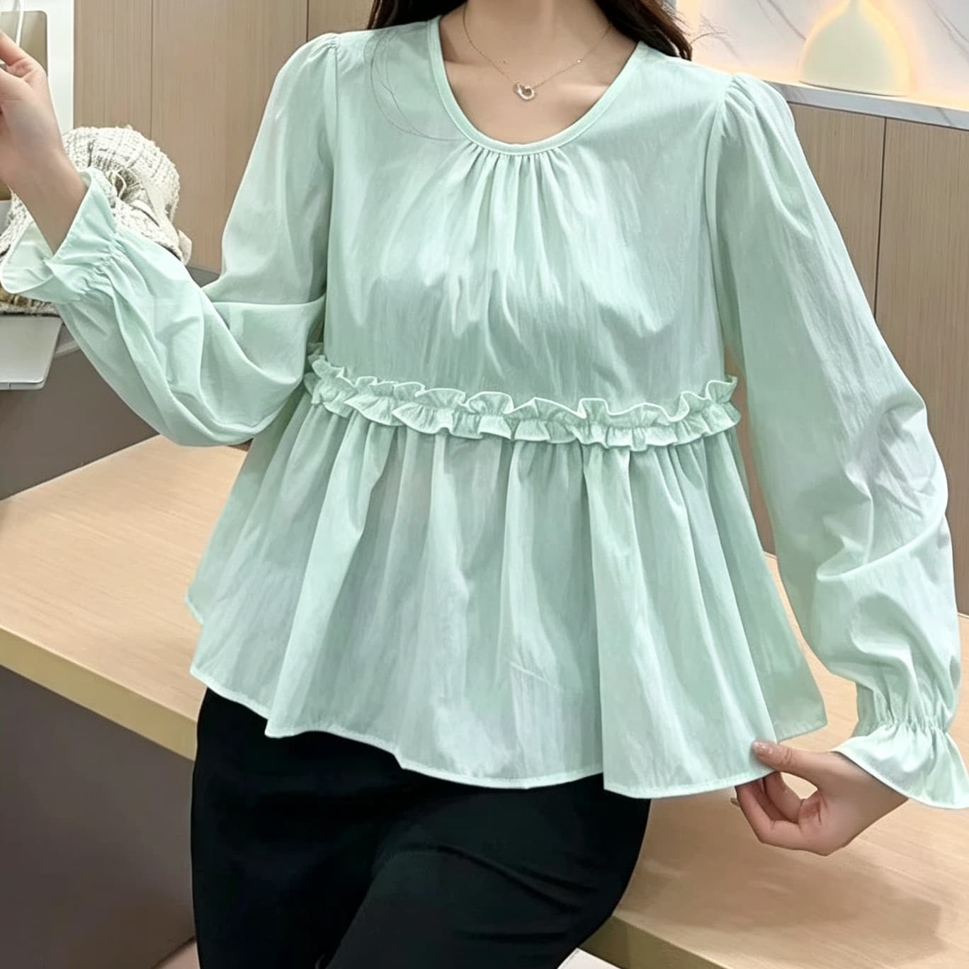재고 있음 새로운 프랑스식 살구 색상 프릴 패치워크 긴팔 여성 셔츠 빛 럭셔리 고급 센스 나팔 소매 루즈핏 맨위 상세 이미지 6