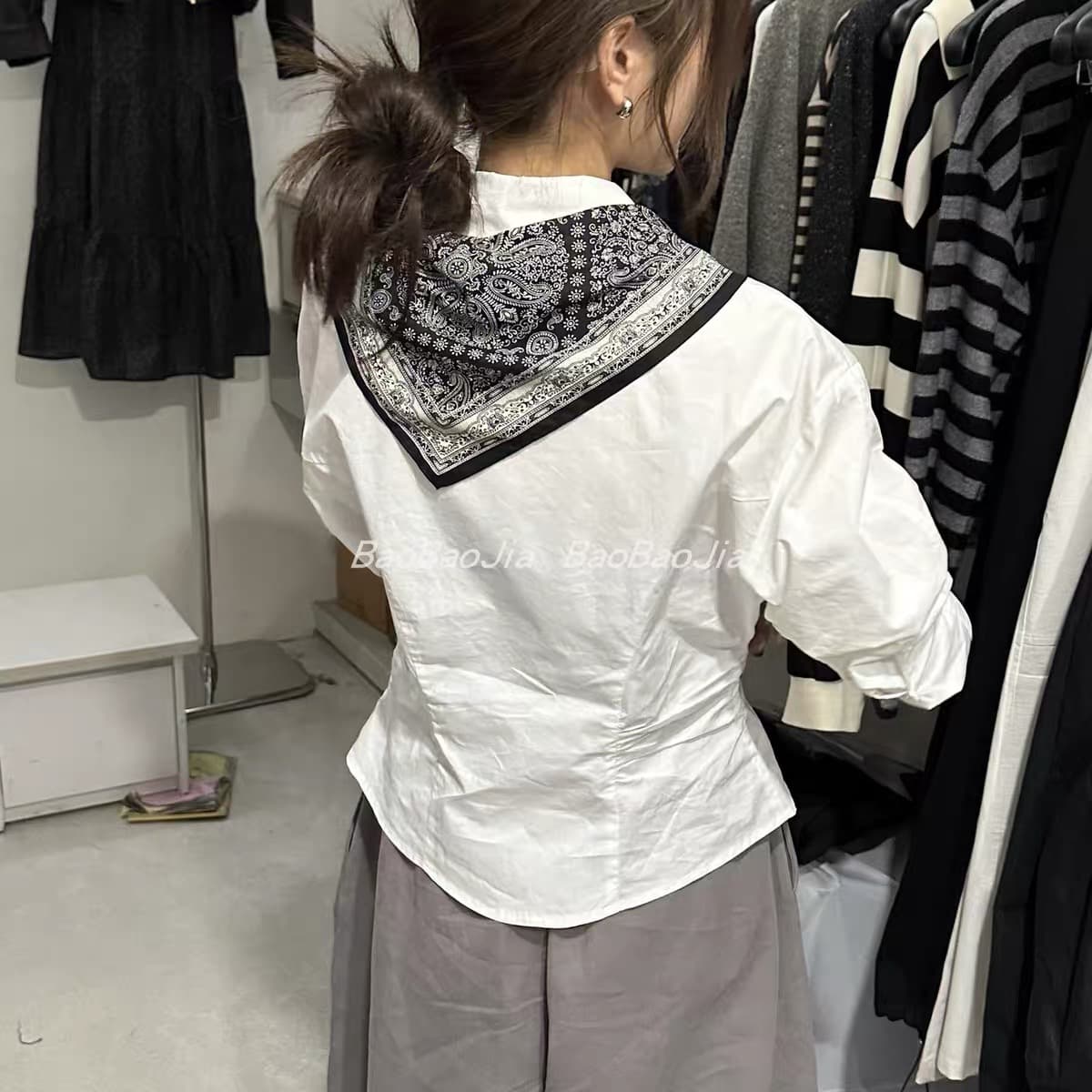 재고 있음 한 부서 미니멀리즘 폴로 칼라 단추 경기 스카프 품격 허리 수축 셔츠 가을 새로운 몸매 가꾸기 슬림해 보이는 작은 셔츠