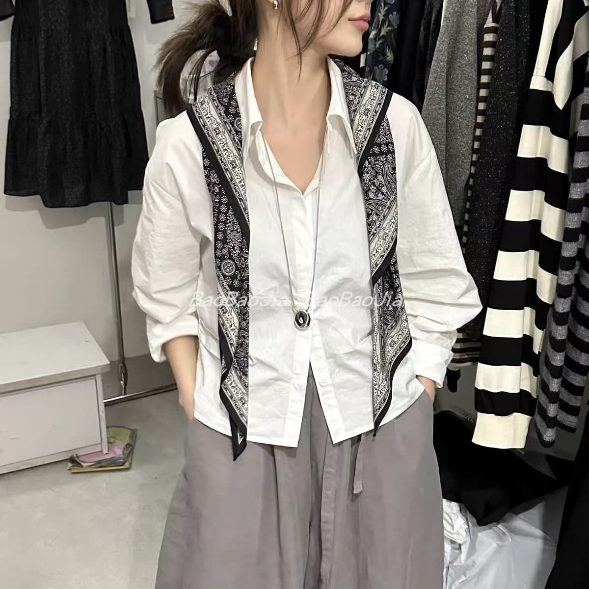 재고 있음 한 부서 미니멀리즘 폴로 칼라 단추 경기 스카프 품격 허리 수축 셔츠 가을 새로운 몸매 가꾸기 슬림해 보이는 작은 셔츠 상세 이미지 7