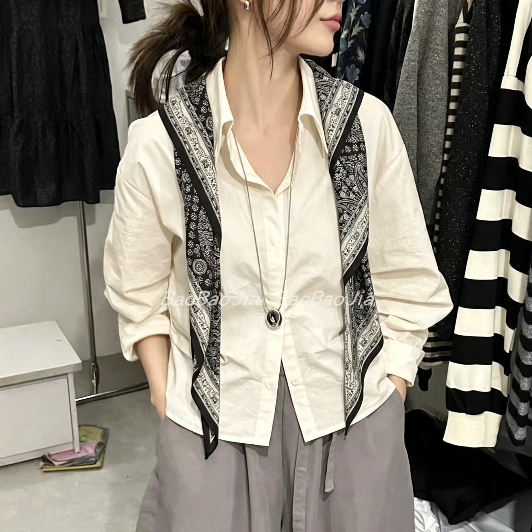 재고 있음 한 부서 미니멀리즘 폴로 칼라 단추 경기 스카프 품격 허리 수축 셔츠 가을 새로운 몸매 가꾸기 슬림해 보이는 작은 셔츠 상세 이미지 9