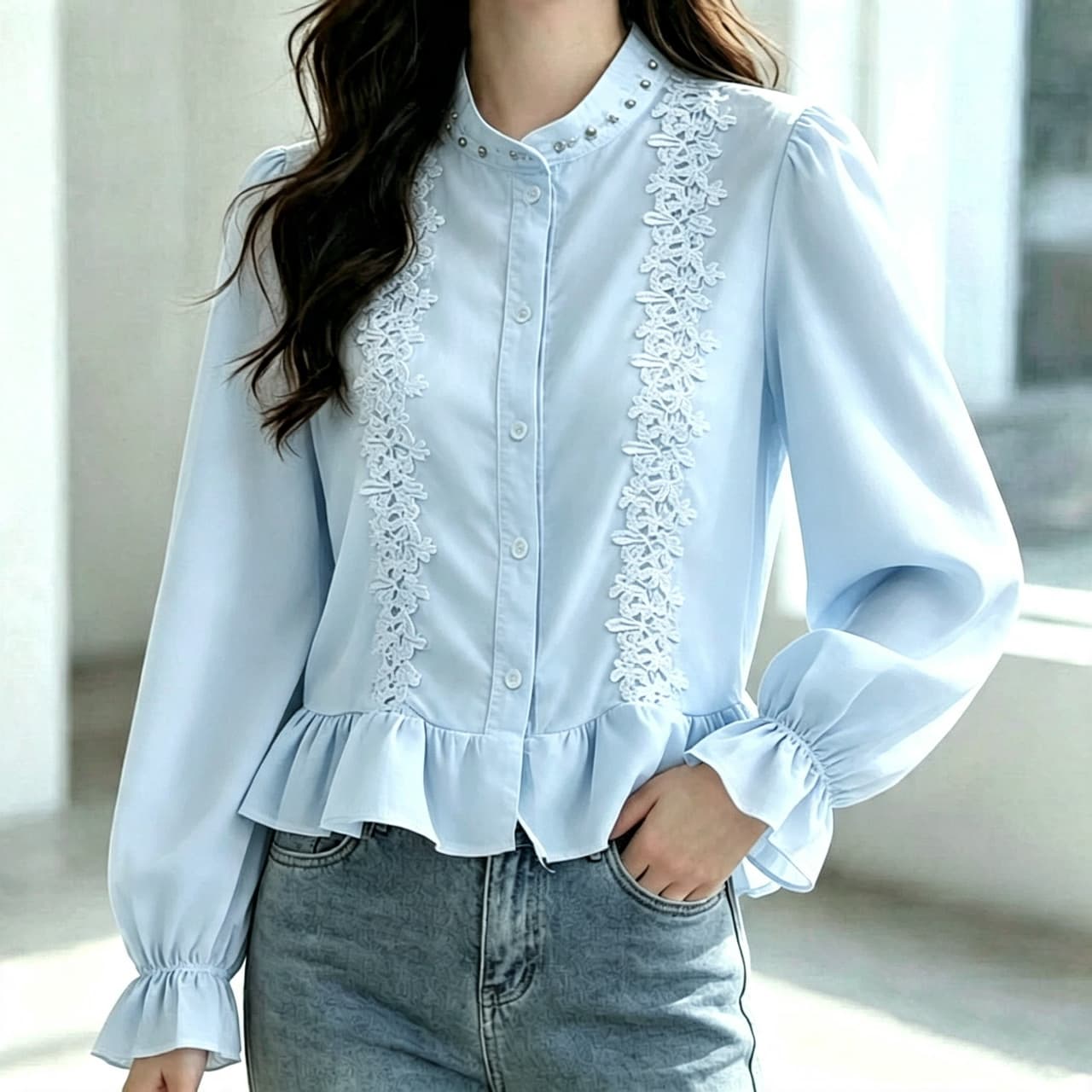 재고 있음 화이트 Chic 디자인 센스 스탠드 칼라 프릴 셔츠 봄 가을 새로운 슬림해 보이는 품격 비즈 박기 셔츠 맨위 상세 이미지 3