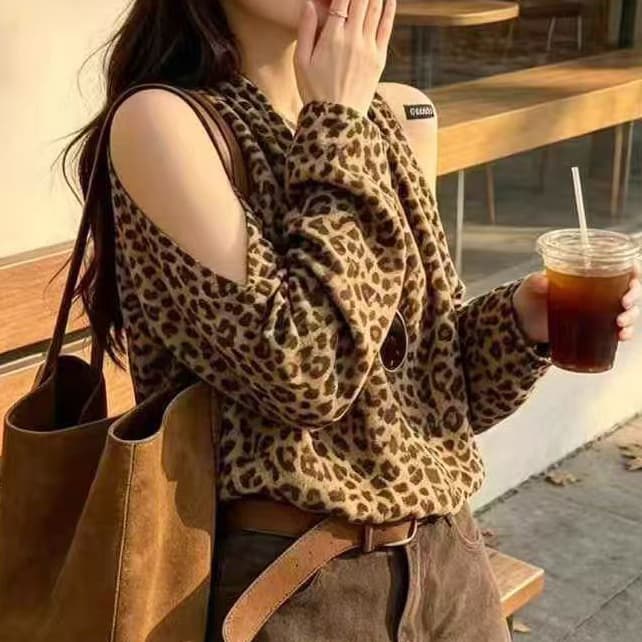 재고 있음 레오파드 무늬 외국 가스 V넥 긴팔 셔츠 가을 새로운 품격 로얄 자매 슬림해 보이는 패션 다용도 맨위 상세 이미지 1